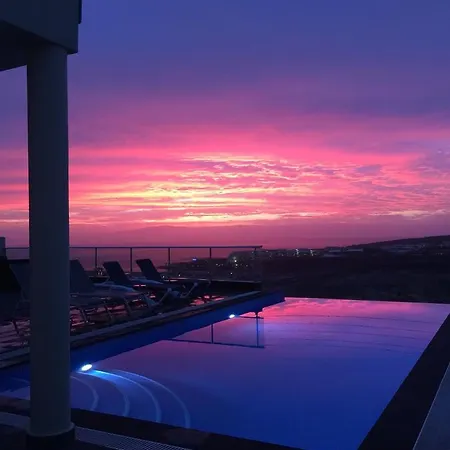 فيلة Panoramic With Private Pool أذيخي